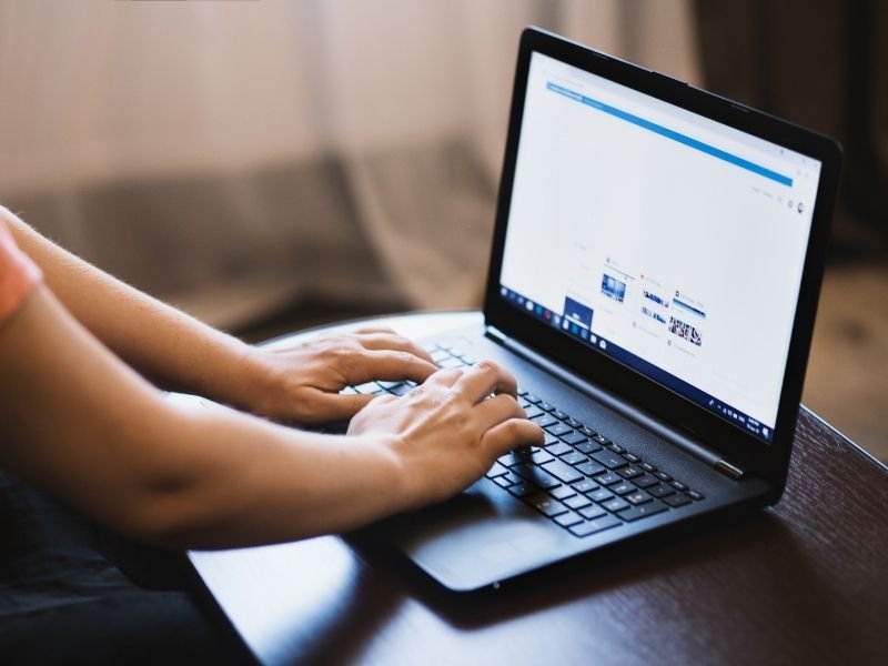 Social Media Assistant